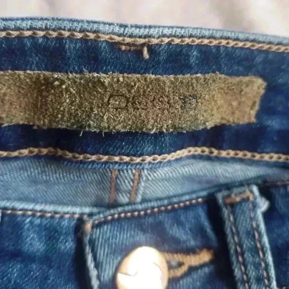 Joe's Jean Flawless The Charlie Ankle Lenght Crop Distressed - Picture 7 of 9